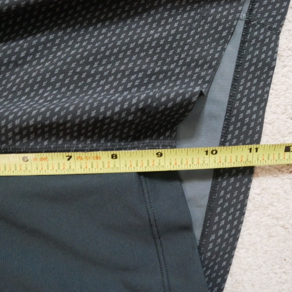 Lululemon T.H.E short with Nulux liner Medium - Picture 3 of 7